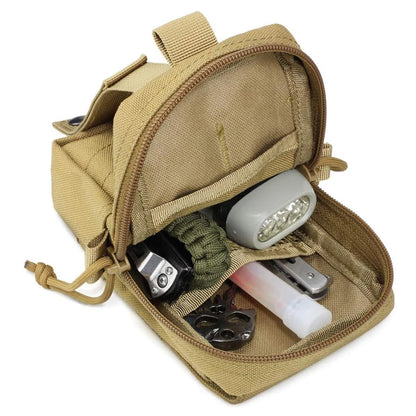 Gear up your large dog with this tactical bag set. These durable pouches attach securely to harnesses or belts, giving you space for treats, training tools, and essentials. Rugged, lightweight, and perfect for working dogs, t